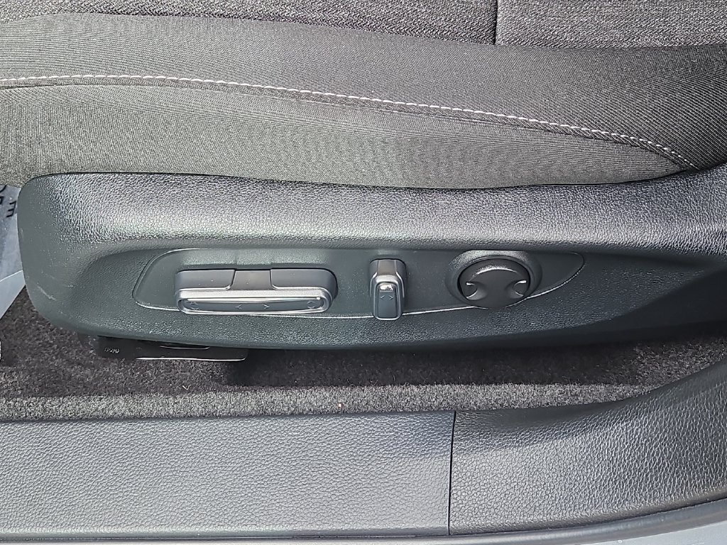 Used 2025 Honda Accord SE image 20