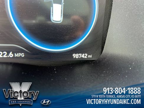 Used 2022 Hyundai Santa Fe Calligraphy w/ Cargo Package FWD image 16