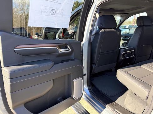 New 2026 GMC Sierra 1500 Denali image 9