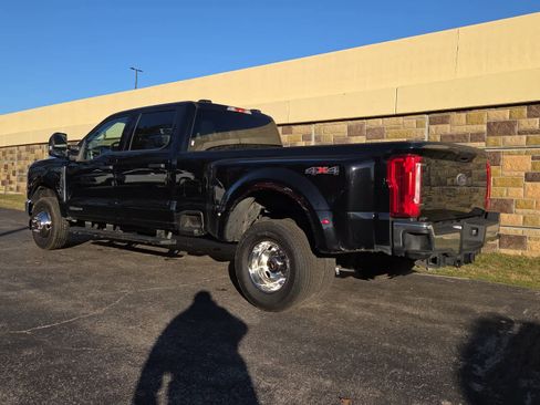 Used 2025 Ford F350 XLT image 10
