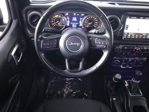 Used 2022 Jeep Wrangler Unlimited Sport AWD/4WD image 30