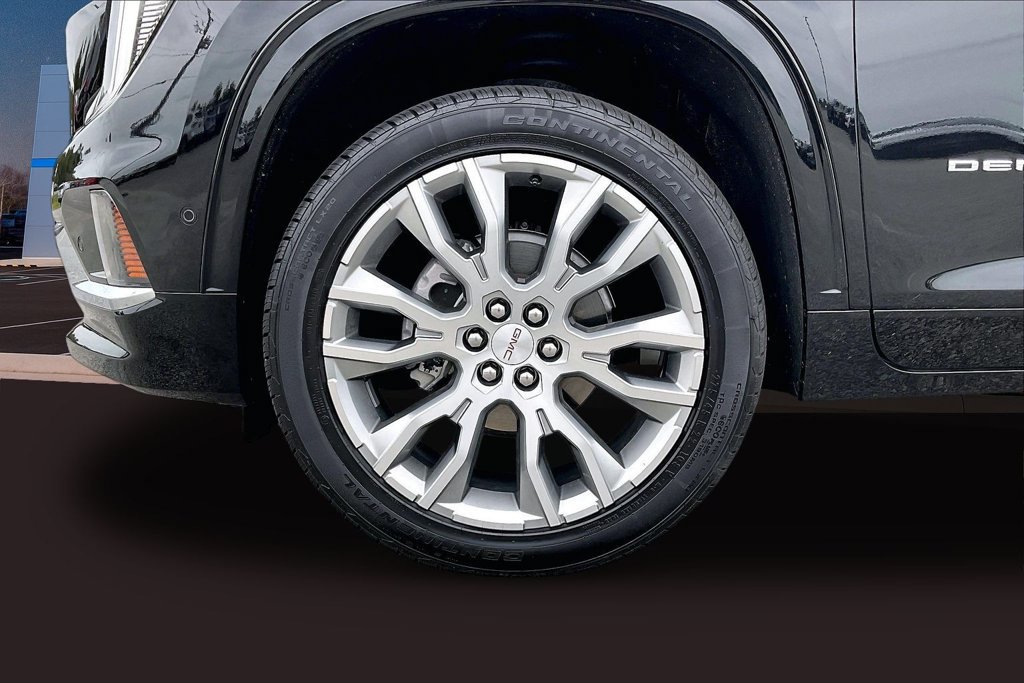 Used 2025 GMC Acadia Denali w/ Super Cruise Package FWD image 39