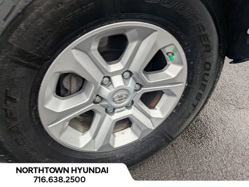 Used 2015 Toyota 4Runner SR5 Premium image 49