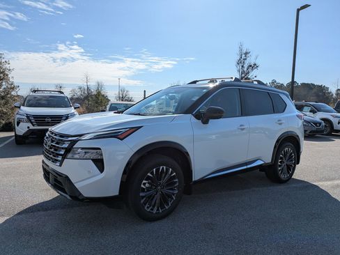 New 2026 Nissan Rogue Platinum w/ Platinum Premium Package AWD/4WD image 8