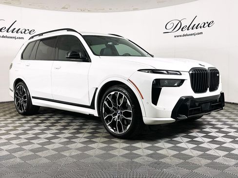 Used 2025 BMW X7 M60i AWD/4WD image 1