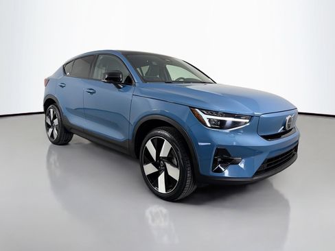 Certified 2023 Volvo C40 P8 Recharge Ultimate w/ Protection Package Premier AWD/4WD image 3