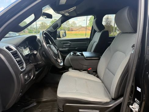 Used 2022 RAM 1500 Big Horn AWD/4WD image 10