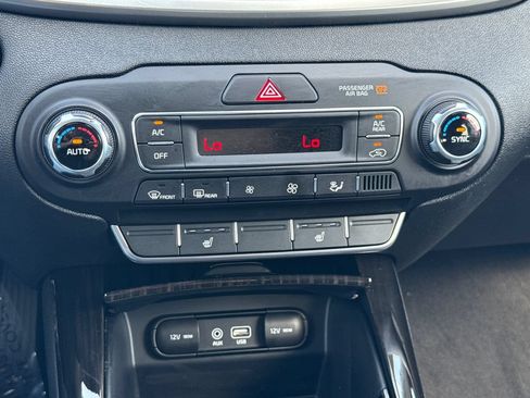 Used 2020 Kia Sorento EX FWD image 23