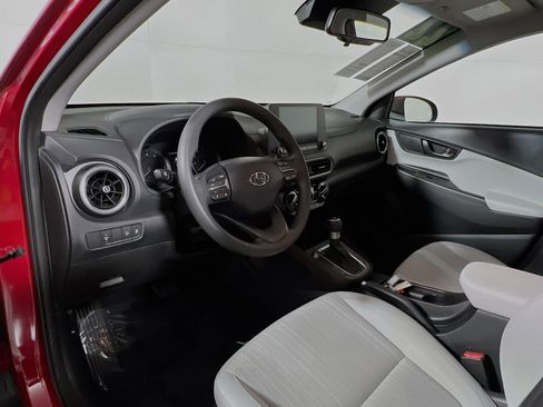 Used 2022 Hyundai Kona SEL image 30