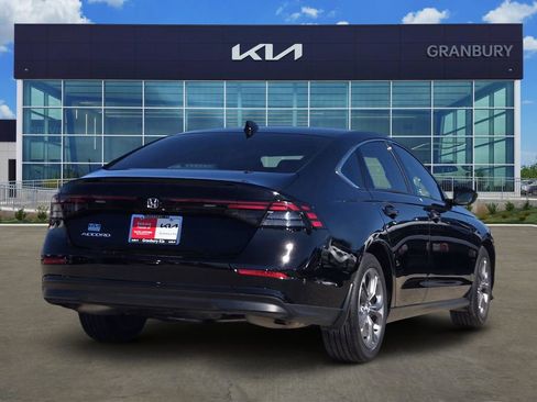 Used 2024 Honda Accord EX image 4