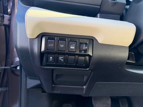 Used 2021 Subaru Ascent Limited w/ Technology Package AWD/4WD image 28