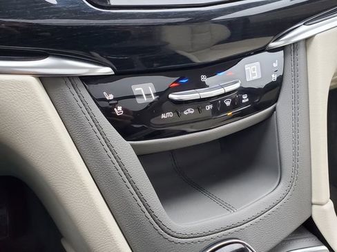 Certified 2024 Cadillac XT6 Premium Luxury image 39