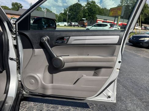 Used 2011 Honda CR-V SE image 22