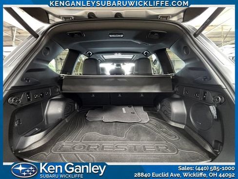 Used 2025 Subaru Forester Touring AWD/4WD image 22
