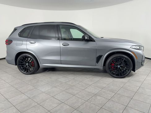 New 2026 BMW X5 M60i image 8