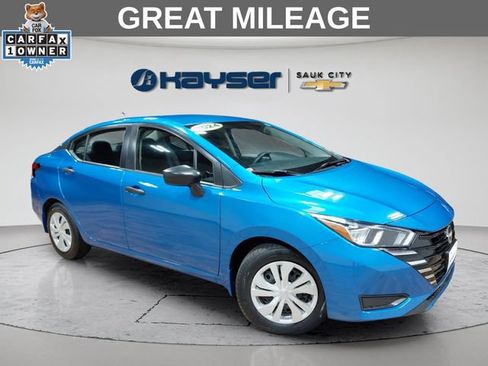 Used 2024 Nissan Versa S w/ Trunk Package FWD image 1