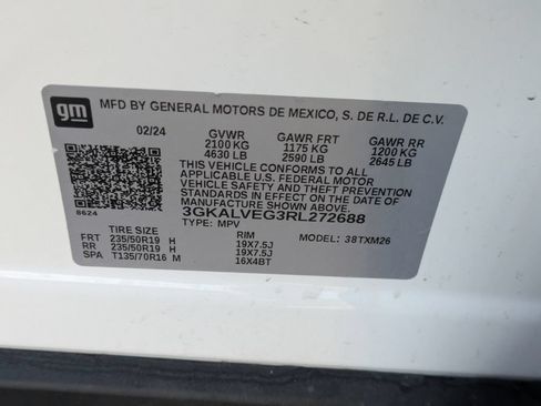 Used 2024 GMC Terrain SLT w/ Tech Package AWD/4WD image 38