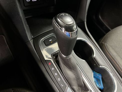 Used 2021 Chevrolet Equinox LT AWD/4WD image 17