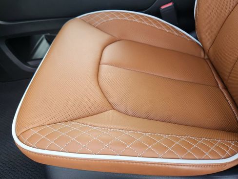 New 2026 Chrysler Pacifica Pinnacle image 23