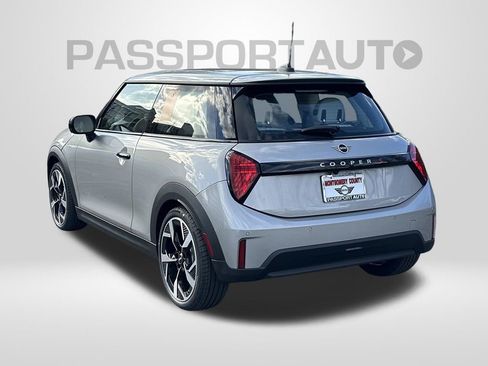 New 2026 MINI Cooper S image 2