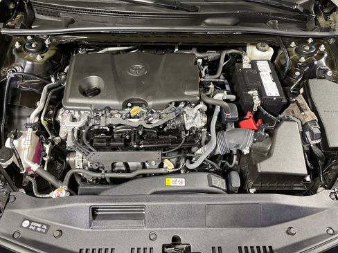 Certified 2024 Toyota Camry SE FWD image 9