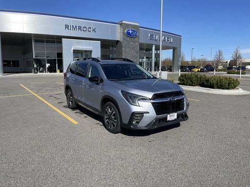 Used 2024 Subaru Ascent Limited w/ Technology Package AWD/4WD image 11