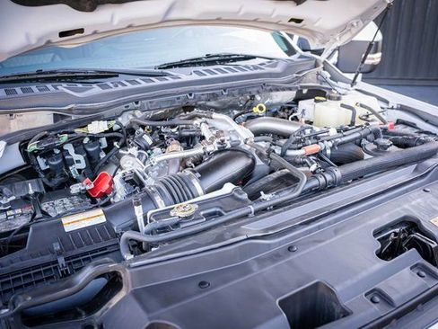 Used 2023 Ford F450 Limited w/ FX4 Off-Road Package image 39