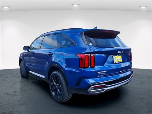 Used 2023 Kia Sorento SX image 4