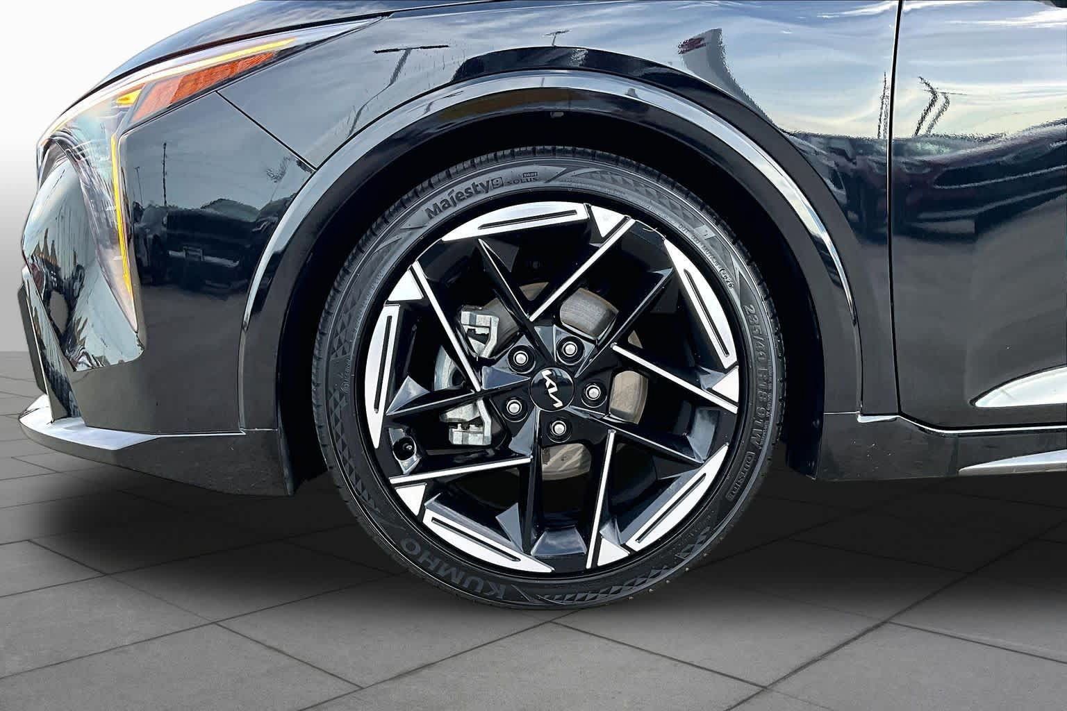 Used 2025 Kia K4 GT-Line w/ GT-Line Premium Package FWD image 11