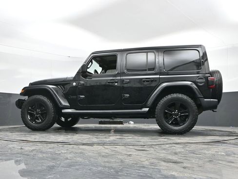 Used 2019 Jeep Wrangler Unlimited Sahara image 44