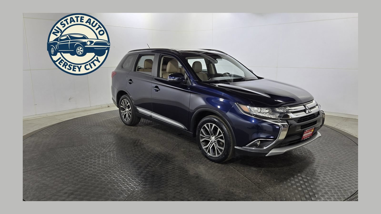 Used 2016 Mitsubishi Outlander SEL AWD/4WD image 1