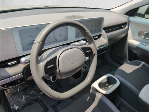 Used 2024 Hyundai Ioniq 5 SEL RWD image 9