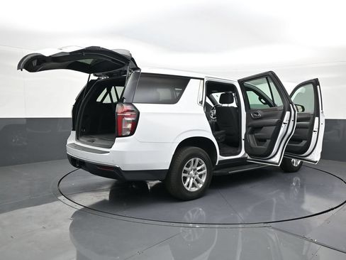 Used 2021 Chevrolet Tahoe LS RWD image 28