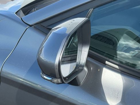 Used 2025 Toyota Camry SE image 21