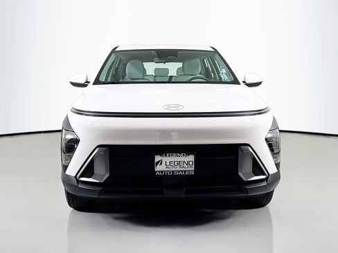 Used 2025 Hyundai Kona SE AWD/4WD image 2