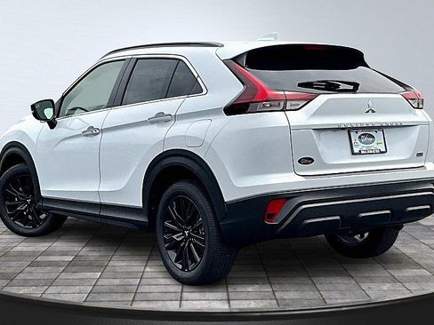 New 2024 Mitsubishi Eclipse Cross Black Edition image 3