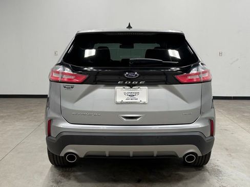 Used 2022 Ford Edge Titanium AWD/4WD image 8
