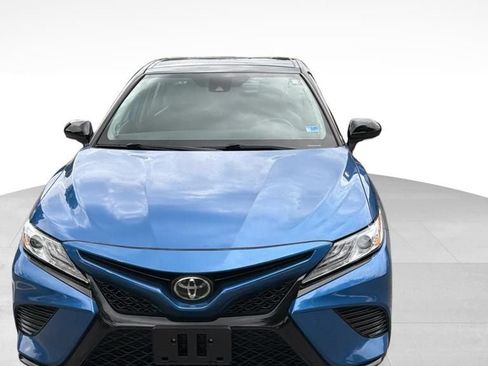Used 2020 Toyota Camry XSE FWD image 2