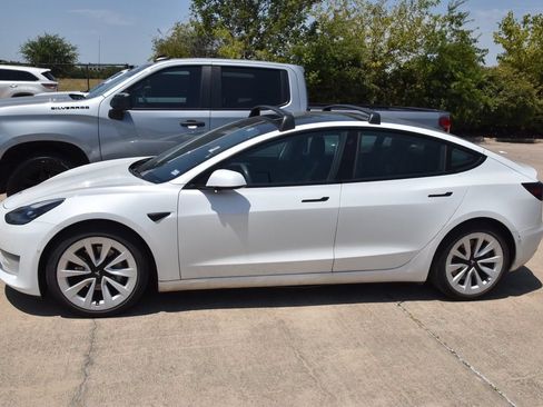 Used 2021 Tesla Model 3 Long Range AWD/4WD image 9