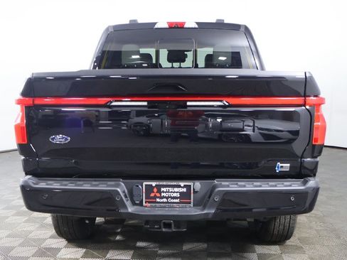 Used 2023 Ford F150 Lightning Platinum image 18