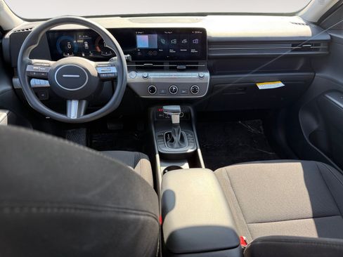 Used 2026 Hyundai Kona SE FWD image 14