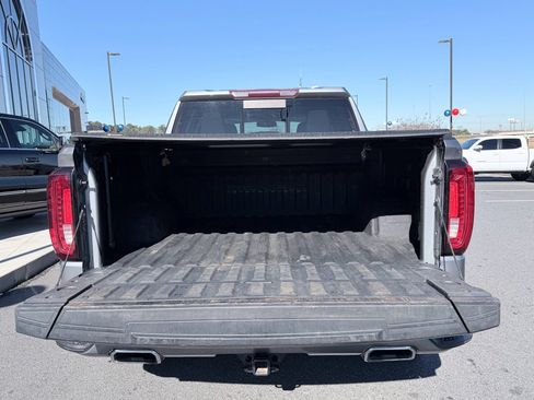 Used 2022 GMC Sierra 1500 Denali image 8