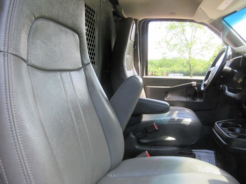 Used 2019 Chevrolet Express 2500 w/ Driver Convenience Package RWD image 36