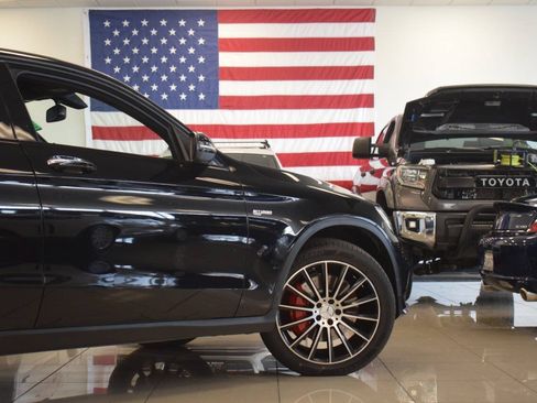 Used 2018 Mercedes-Benz GLC 43 AMG 4MATIC Coupe image 40