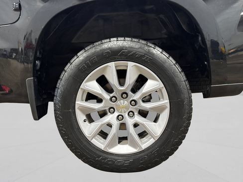 Used 2020 Chevrolet Silverado 1500 Custom w/ Custom Value Package image 46