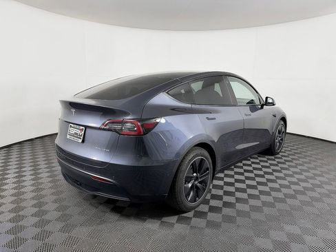 Used 2020 Tesla Model Y Long Range AWD/4WD image 8