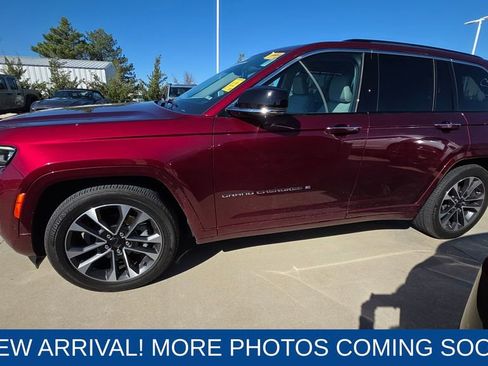 Used 2023 Jeep Grand Cherokee Overland w/ Adv Protech Group III image 2