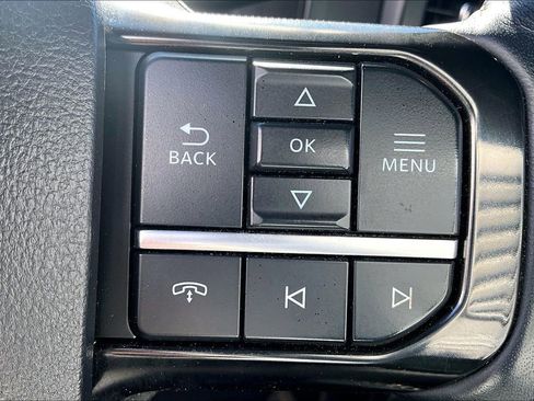 Used 2024 Ford F250 Platinum image 12