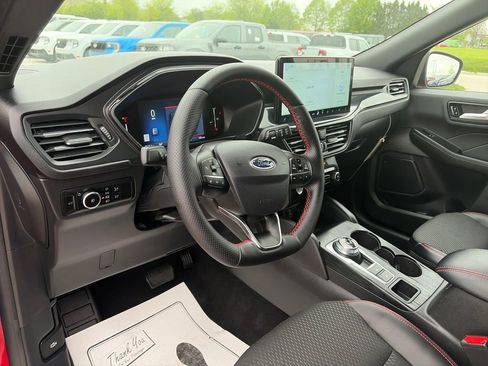 Used 2025 Ford Escape ST-Line Select w/ Tech Pack #1 AWD/4WD image 15