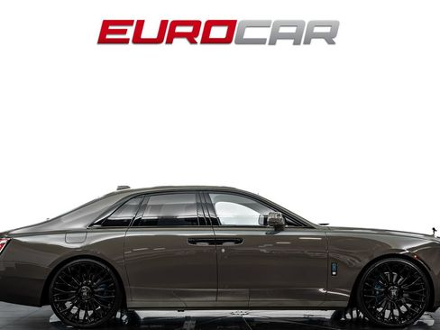 Used 2025 Rolls-Royce Ghost AWD/4WD image 7